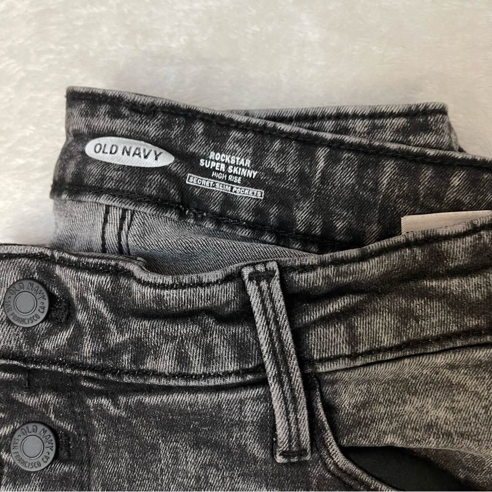 High Rise Rockstar Jeans - Picture 4 of 8